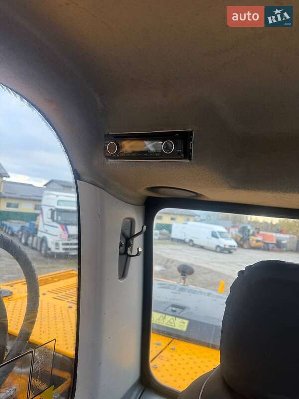 Колесный экскаватор JCB JS 175 2008 в Пасеки-Зубрицкие