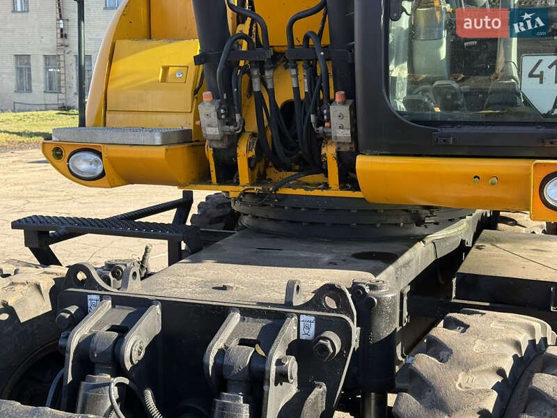 Колесный экскаватор JCB JS 175 2010 в Виннице