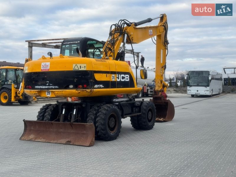 Колесный экскаватор JCB JS 175 2011 в Львове