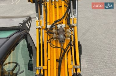 Колесный экскаватор JCB JS 175 2011 в Львове