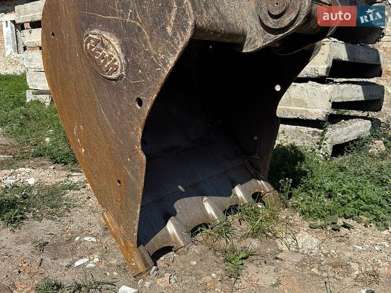 Колесный экскаватор JCB JS 175 2008 в Ровно