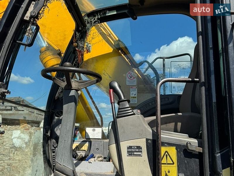 Колесный экскаватор JCB JS 175 2008 в Ровно