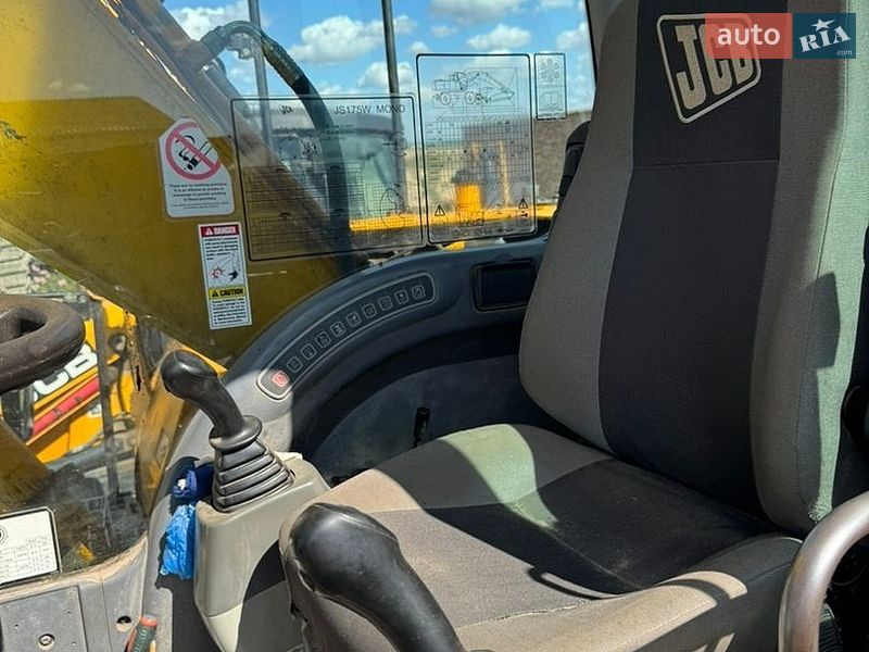 Колесный экскаватор JCB JS 175 2008 в Ровно