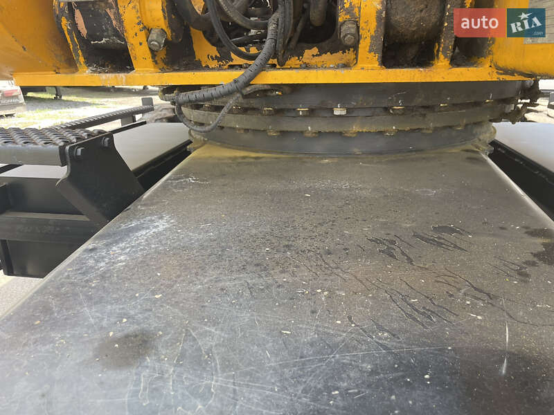 Колесный экскаватор JCB JS 200 2012 в Кременчуге