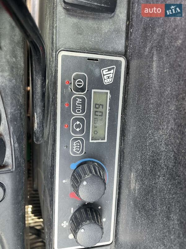 Колесный экскаватор JCB JS 200 2012 в Кременчуге