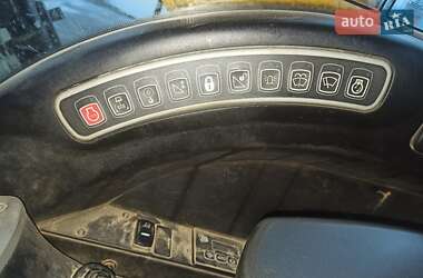 Гусеничный экскаватор JCB JS 200 2012 в 