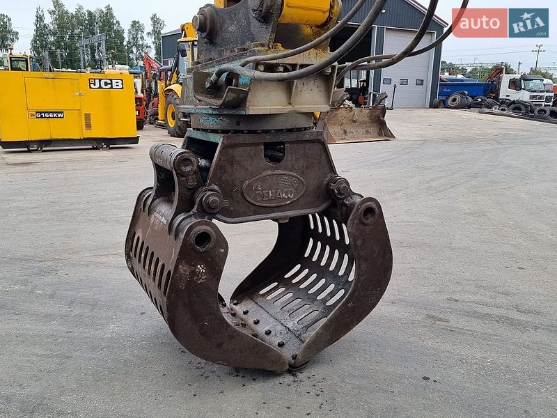 Экскаватор погрузчик JCB JS 200 2020 в Одессе