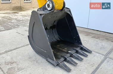 Гусеничний екскаватор JCB JS 205 2025 в 