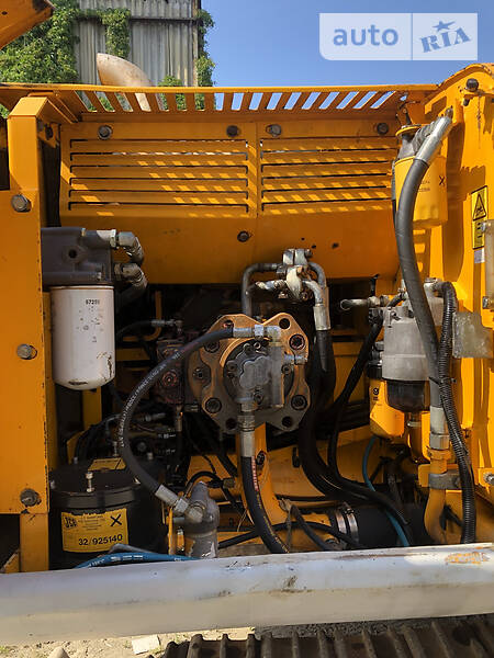 Екскаватор навантажувач JCB JS 210 2007 в Калуші