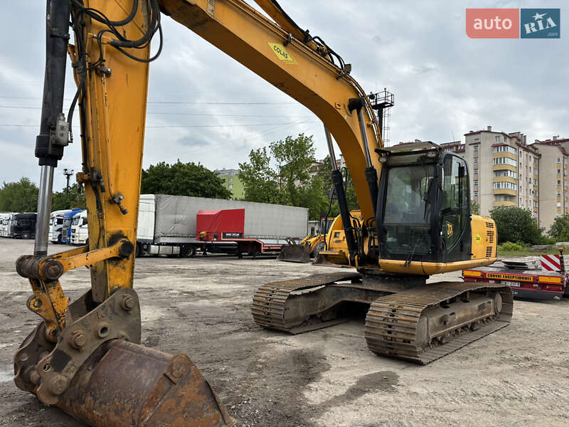 Гусеничний екскаватор JCB JS 210 2012 в Львові