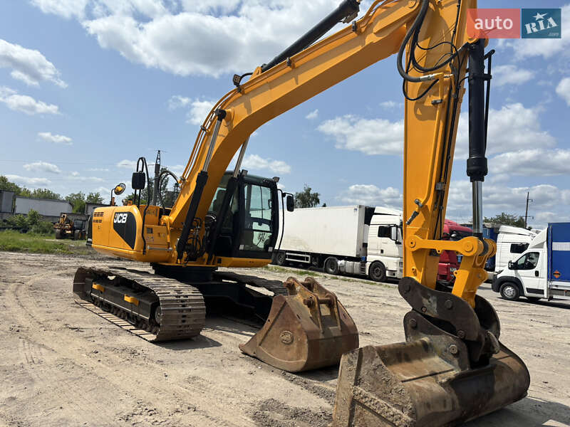Гусеничный экскаватор JCB JS 210 2013 в Львове