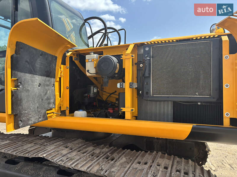 Гусеничный экскаватор JCB JS 210 2013 в Львове