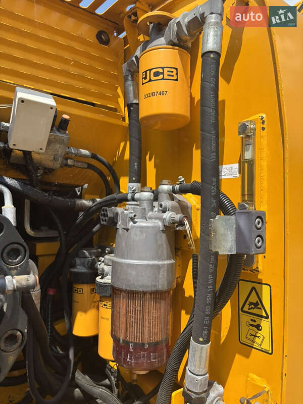 Гусеничный экскаватор JCB JS 210 2013 в Львове