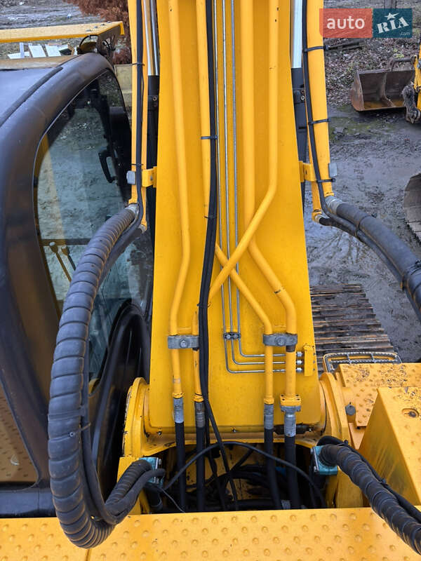 Гусеничный экскаватор JCB JS 210 2012 в Львове