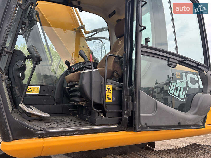 Гусеничний екскаватор JCB JS 220 2013 в Львові