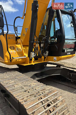 Гусеничный экскаватор JCB JS 220 2014 в 