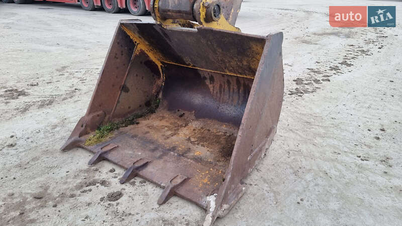 Гусеничний екскаватор JCB JS 220 2008 в Одесі