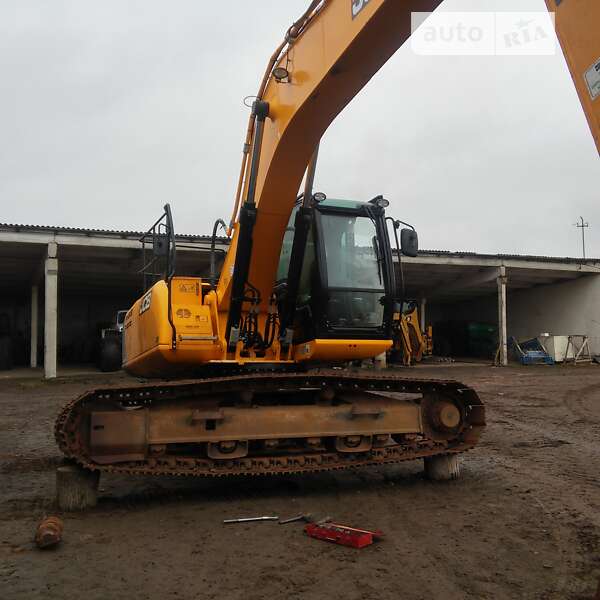 Гусеничный экскаватор JCB JS 220LC 2014 в 