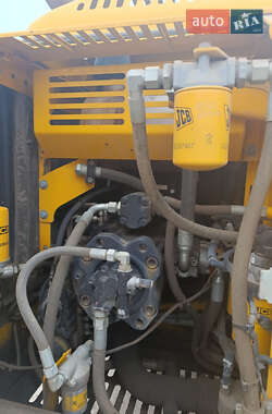 Гусеничный экскаватор JCB JS 220LC 2015 в 