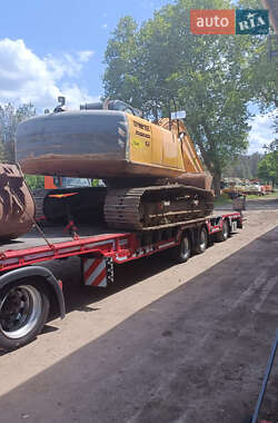 Гусеничный экскаватор JCB JS 220LC 2012 в 