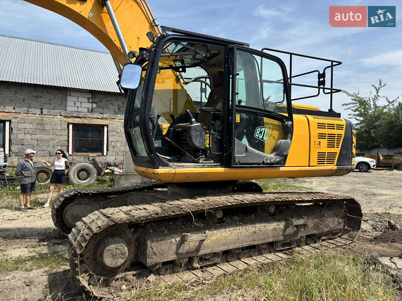 JCB JS 220LC 2014