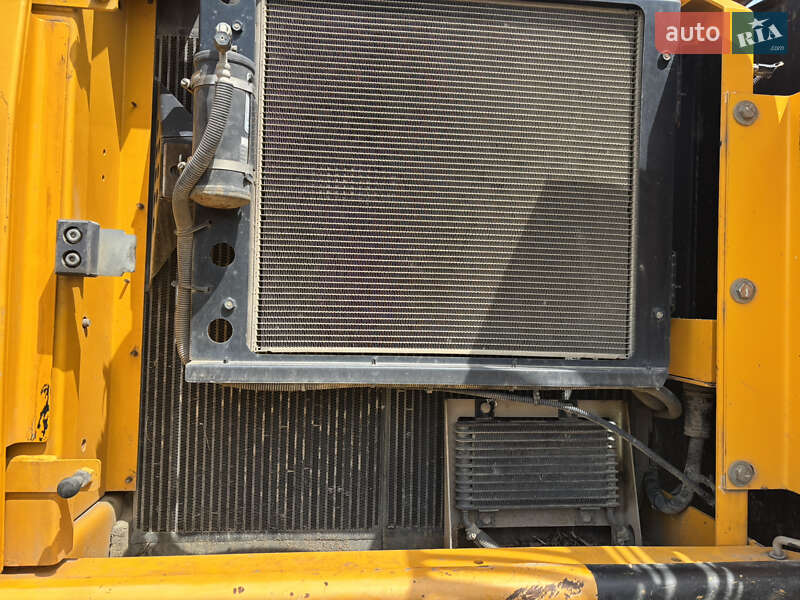 Гусеничний екскаватор JCB JS 220LC 2014 в Львові