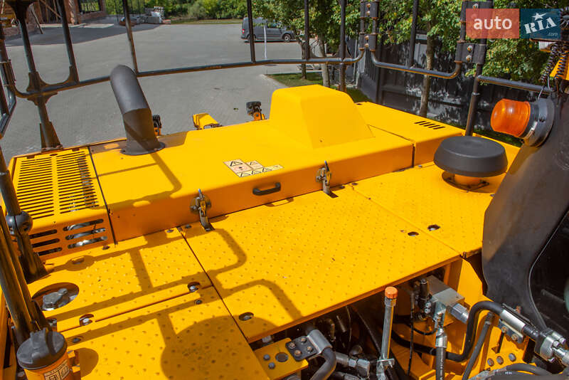 Гусеничный экскаватор JCB JS 220LC 2021 в Житомире фото 10 Гусеничный экскаватор JCB JS 220LC 2021 в Житомире