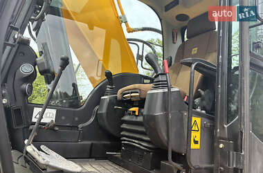 Гусеничный экскаватор JCB JS 220LC 2014 в 