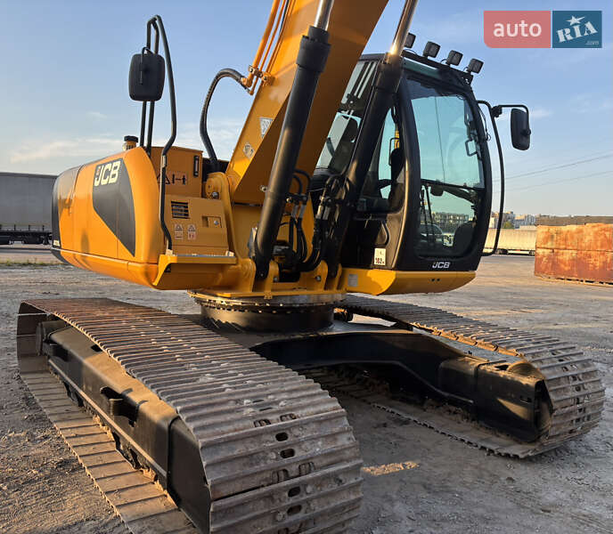 Гусеничный экскаватор JCB JS 220LC 2012 в Львове