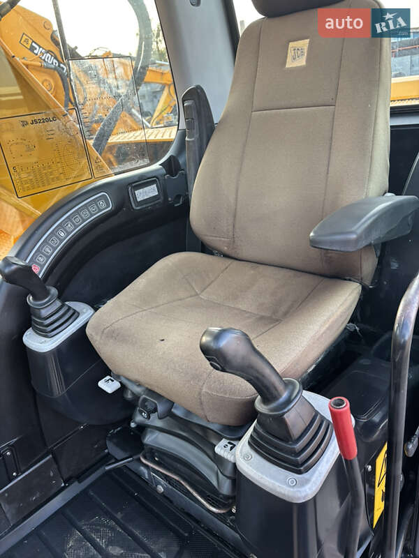 Гусеничный экскаватор JCB JS 220LC 2012 в Львове