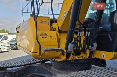 Гусеничный экскаватор JCB JS 220LC 2014 в 