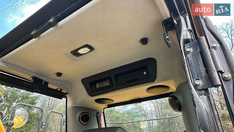 Гусеничный экскаватор JCB JS 220LC 2022 в Житомире фото 14 Гусеничный экскаватор JCB JS 220LC 2022 в Житомире