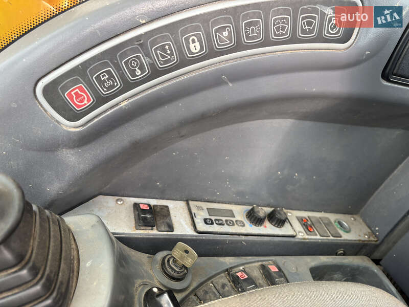 Гусеничный экскаватор JCB JS 220LC 2008 в Львове фото 26 Гусеничный экскаватор JCB JS 220LC 2008 в Львове