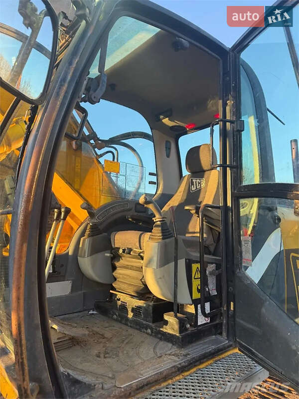 Гусеничный экскаватор JCB JS 220LC 2008 в Львове