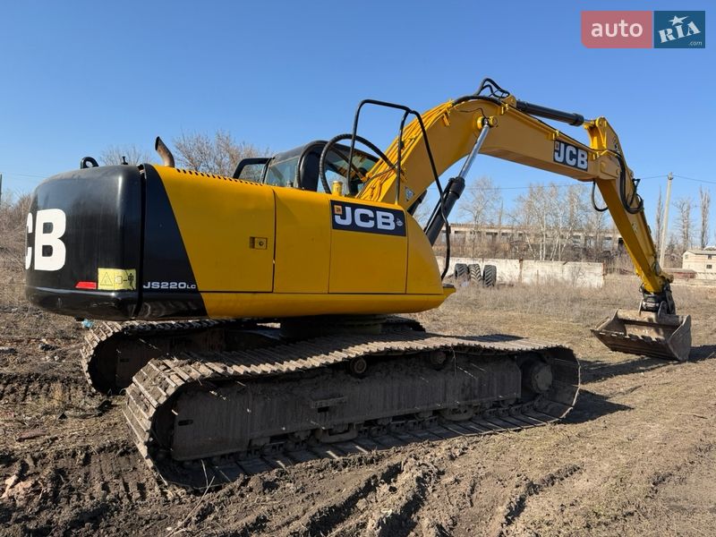 Гусеничный экскаватор JCB JS 220LC 2009 в Александрие