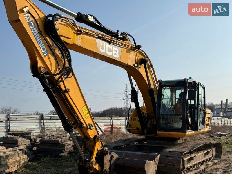 Гусеничный экскаватор JCB JS 220LC 2011 в Львове