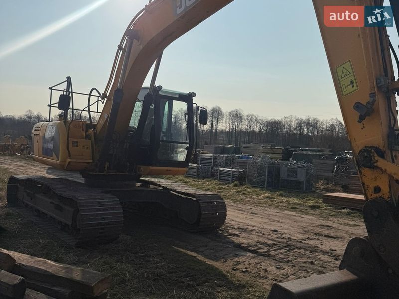 Гусеничный экскаватор JCB JS 220LC 2011 в Львове