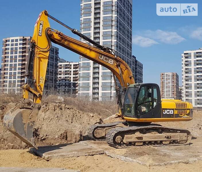 Гусеничний екскаватор JCB JS 240 2010 в Києві