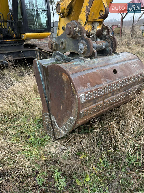 Гусеничный экскаватор JCB JS 240 2010 в Львове фото 33 Гусеничный экскаватор JCB JS 240 2010 в Львове