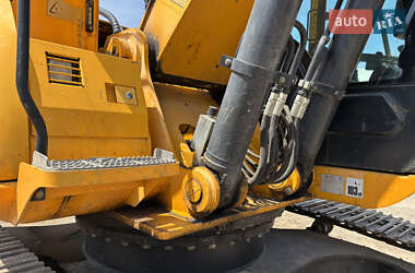 Гусеничный экскаватор JCB JS 240NC 2012 в 