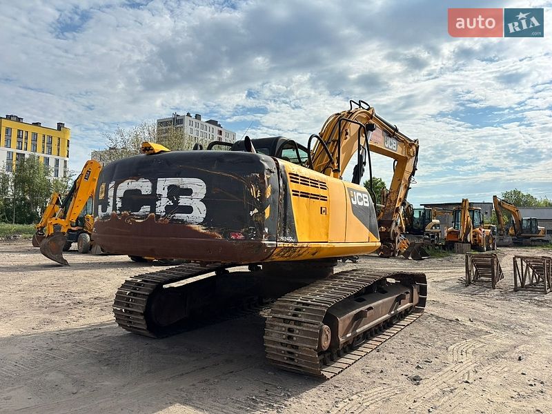 Гусеничный экскаватор JCB JS 240NC 2012 в Львове