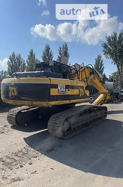 Гусеничный экскаватор JCB JS 260 2001 в 