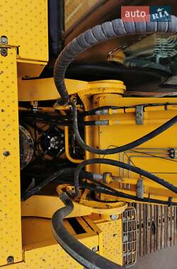 Гусеничный экскаватор JCB JS 290 2011 в Киеве