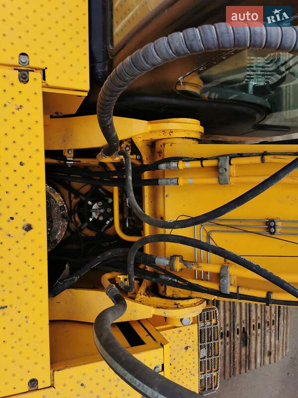 Гусеничний екскаватор JCB JS 290 2011 в Києві