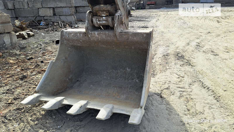 Гусеничный экскаватор JCB JS 300LC 2017 в Запорожье