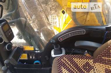 Гусеничный экскаватор JCB JS 360 2011 в 