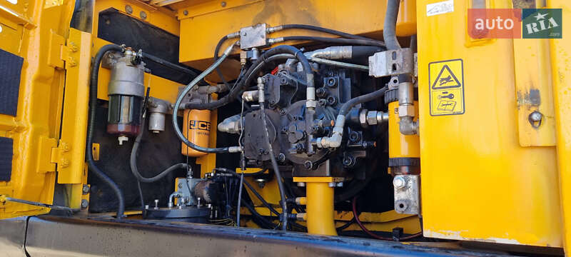 Гусеничный экскаватор JCB JS 360 2015 в Одессе