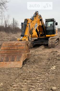 Гусеничный экскаватор JCB JS 370 2016 в Ивано-Франковске