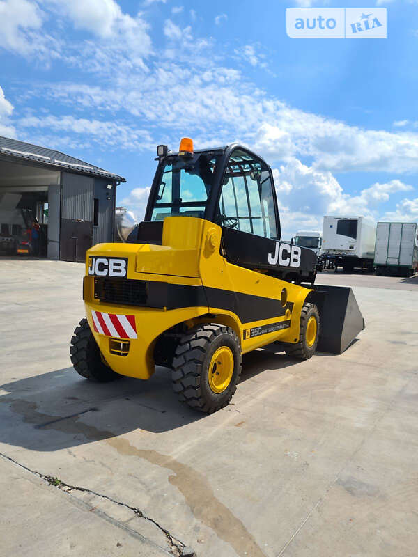 Телескопический погрузчик JCB TLT 2017 в Ровно фото 6 Телескопический погрузчик JCB TLT 2017 в Ровно