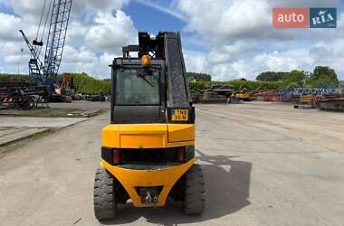 Телескопічні навантажувачі JCB TLT 2011 в Києві